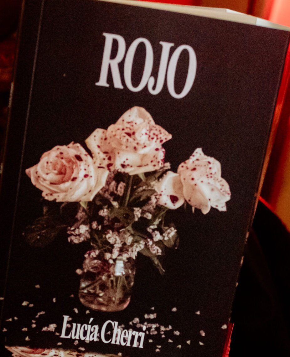 Libro autora 14